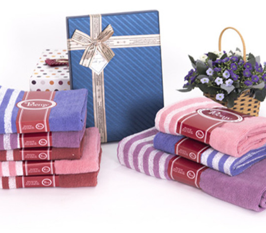 Gift towel />
                                                 		<script>
                                                            var modal = document.getElementById(